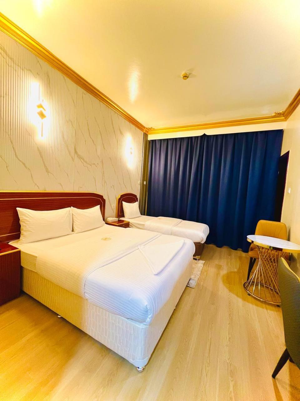 Galaxy Star Hotel Dubai Buitenkant foto