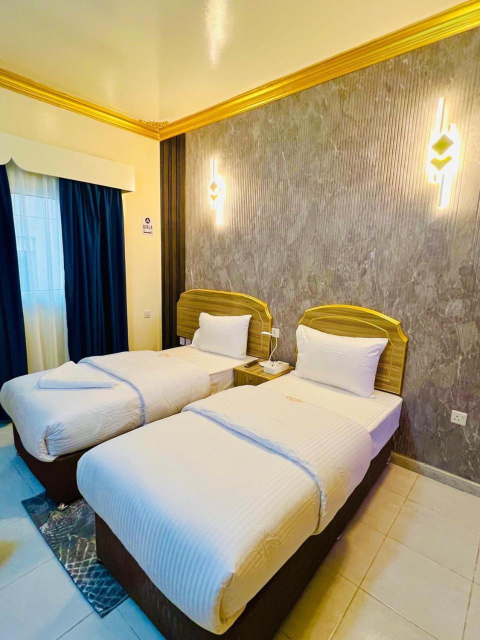 Galaxy Star Hotel Dubai Buitenkant foto