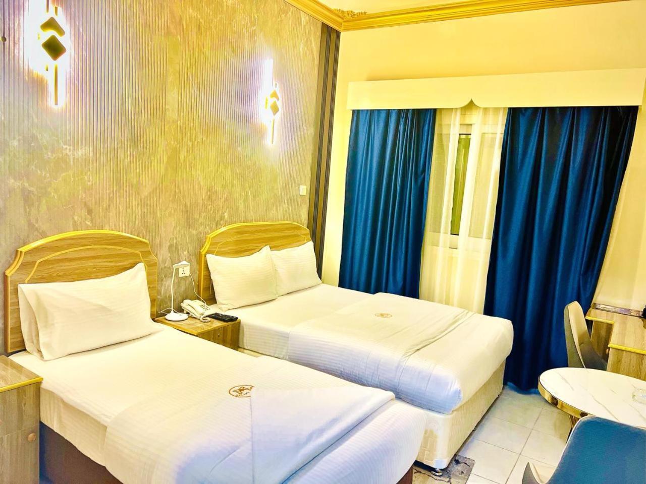 Galaxy Star Hotel Dubai Buitenkant foto