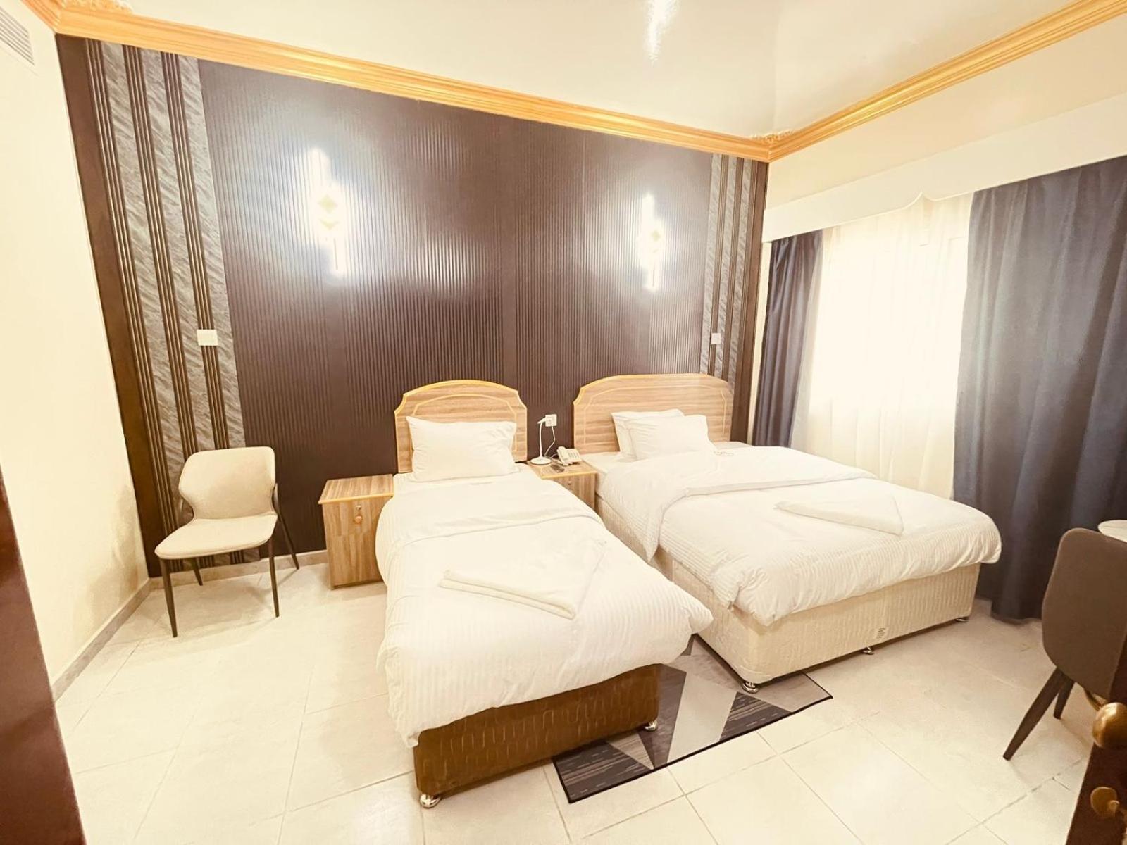 Galaxy Star Hotel Dubai Buitenkant foto