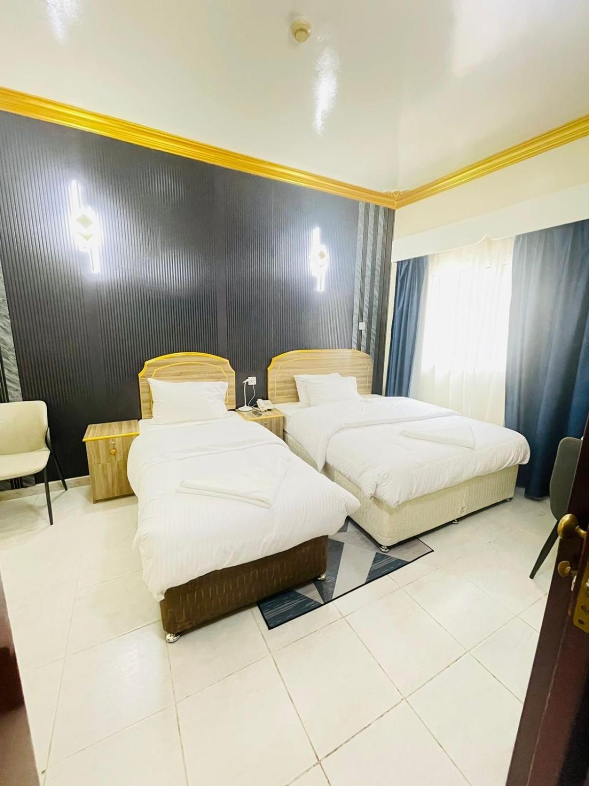 Galaxy Star Hotel Dubai Buitenkant foto