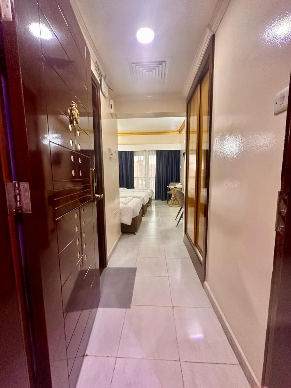 Galaxy Star Hotel Dubai Buitenkant foto
