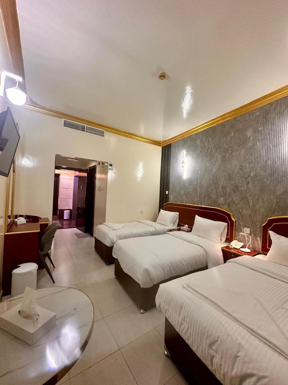Galaxy Star Hotel Dubai Buitenkant foto