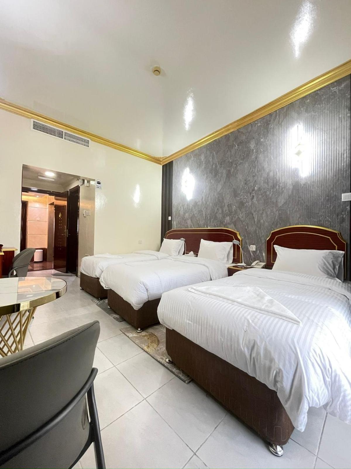 Galaxy Star Hotel Dubai Buitenkant foto